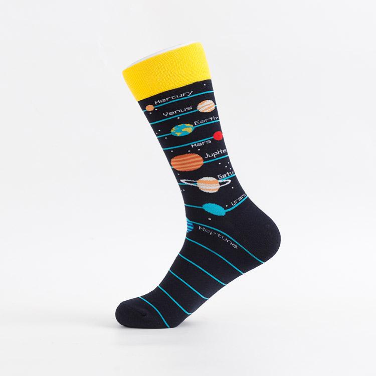 Universal pattern individual character fashion men's socks