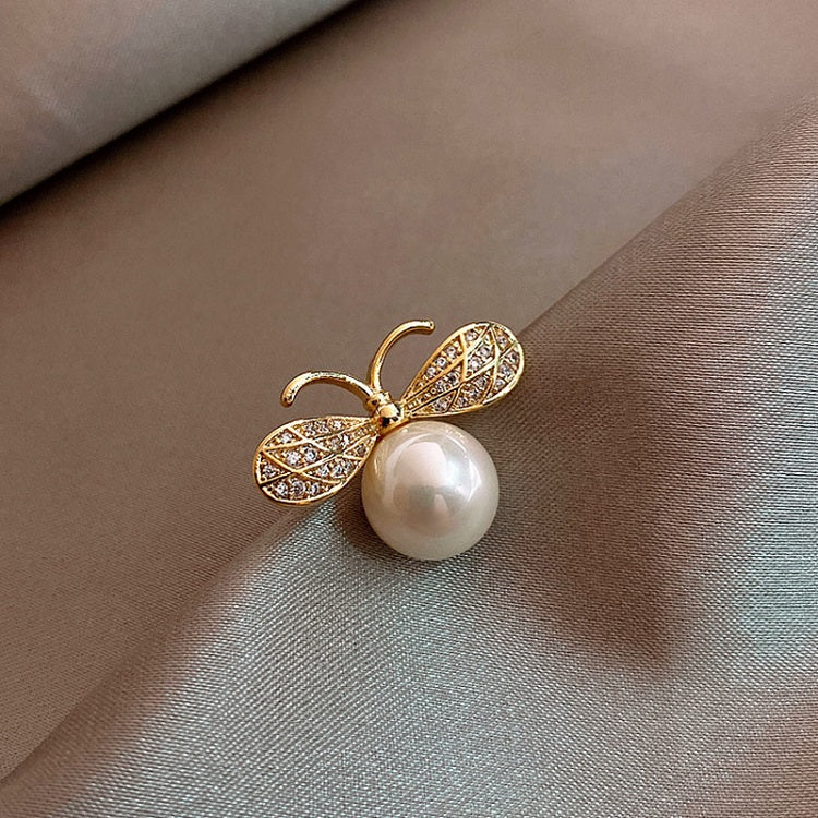 Ladybug Pearl Brooch