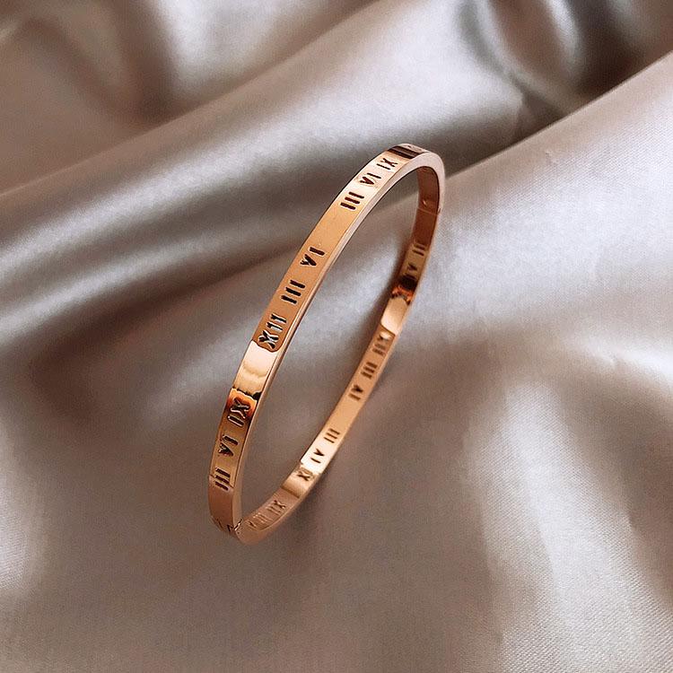 Roman Numerals Simple Bracelet