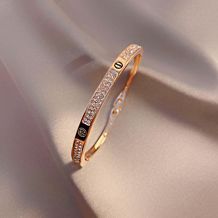 Circle Diamond Open-side Bracelet