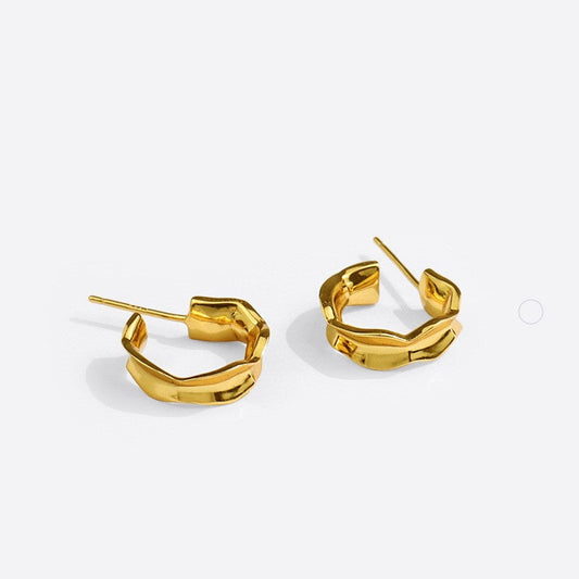 C-shaped Warped Edge Earrings